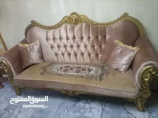  2 طقم كنب 7 مقاعد للبيع استخدام بسيط