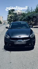  4 Kia cerato   Model :2019  Dohc 1600 CC  Gearbox : automatic   Colour: Gary  Inside :Black ABS Airbag