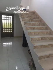  6 منزل مستقل غير مسكون