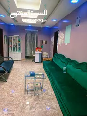  15 Reputed salon for sale/     اصالون مشهور للبيع في الرستاق