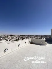  7 شقة مميزة اخير مع روف في اجمل مناطق قرية النخيل اجمل تشطيب واطلالة رائعة 240 داخلي و 90 تراس خارجي
