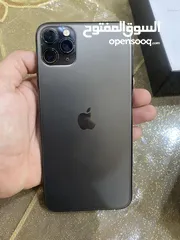  2 ايفون 11pro max 256Gb مع كرتونته سعرر ممتاز