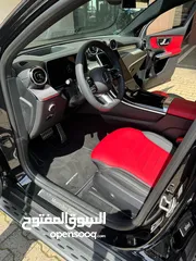  10 Mercedes GLC-300