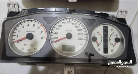  1 قطع مستوبيشي لانسر  طاره لانسر 2014 بحالة الوكاله ولا خدش