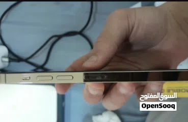  4 ايفون للبيع