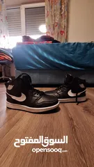  5 Nike Air jordans black and white