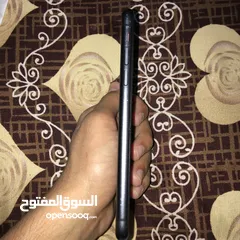  22 آيفون 11 بحالة جيدة للبيع - بسعر مناسب!