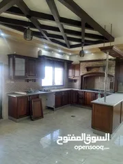  1 شقة طابقية 173 متر مربع للبيع