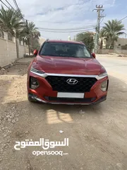  4 سنتافي للبيع (2019)