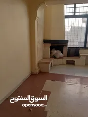  18 شقه في شميساني للبيع بسعر مناسب