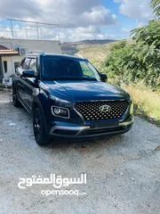  2 Hyundai Venue one million (v)2020