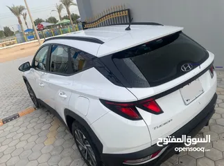  3 Hyundai Tucson 2021