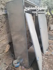  1 خزانة غاز 3 اسطوانات كبيرة