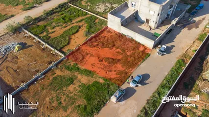  6 أرض مميزة للبيع في طريق طرابلس مقابل فتحت بوصنيب عند القوس امتداد شارع معهد الكهرباء