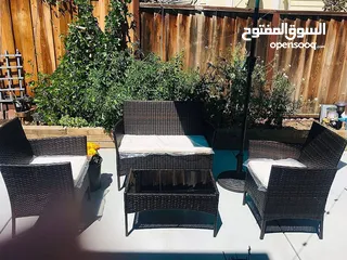  2 مجموعة كراسي الحديقة والبلكونات مع مفارش البكج عبارة عن كرسيين مفرد وكرسي مجوز وطاولة وسط الكراسي