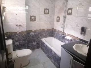  7 شقه للبيع في حدائق الاهرام في منطه ح بموقع مميز