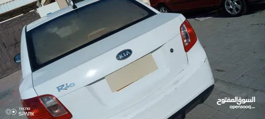  1 kia Rio 2000