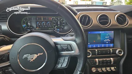  19 2019 Ford Mustang GT 5.0 very good condition  2019 موستنج جي تي جير عادي عداد ديجيتال