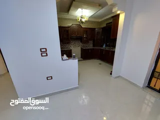  14 شقة مستعمله للبيع اربد الحي الشرقي