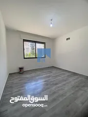  10 شقة طابقية فاخرة للبيع في الكرسي - قرب المخابرات طابق ثاني 300م تشطيب سوبر ديلوكس لم تسكن