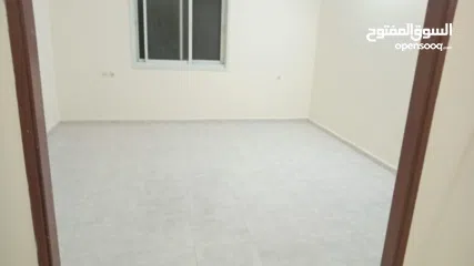  7 شقه للايجار لعائله  او اخ واخ