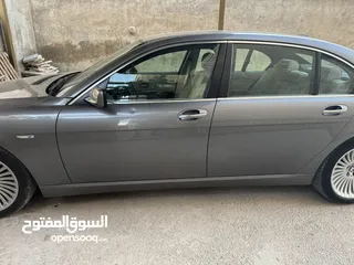  6 BMW 730 li