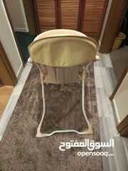  3 كرسي طعام اطفال  بحالة ممتازة جدا للبيع