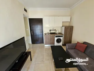  1 استوديوهات فندقيه مفروشه للاجار اليومي و الاسبوعي في قلب عمان منطقه هادئه و مخدومه قريبا من كل شيء
