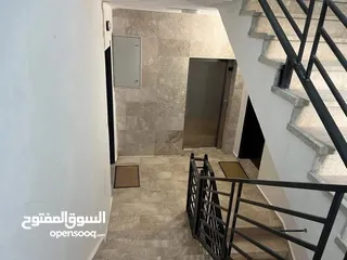  2 شقه فاخرة للببع في الطيره خلف حلويات العكر