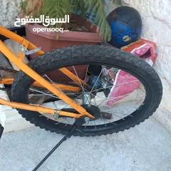  3 دراجة هوائية بحالة جيدة و نظيفة نمرة 20