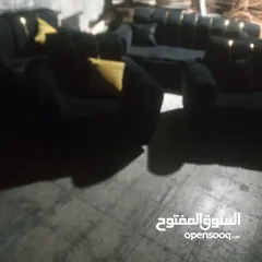  2 طقم كنب 7مقاعد بحالة ممتازة