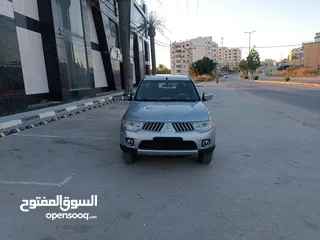  8 ميتسوبيشي هنتر موديل 2013 تسير 2014 (4*4)