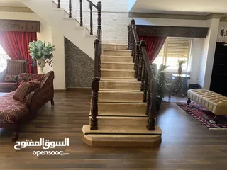  5 شقه دوبلكس مفروشه للإيجار