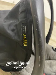  10 عرباية مع كرسي سيارة طقم وارد السعودية ماركة فاخرة من نوع giggles موديل LLOYO وارد السعودية