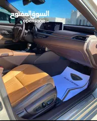  11 Lexus ES 350 2019