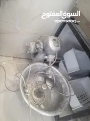 4 فرن  و عجانة  للبيع
