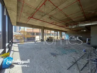  1 مكتب للايجار مع برنده  في العبدلي - البوليفارد  باجمالي مساحة  228م