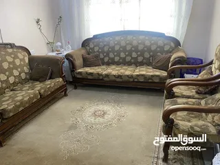  1 كنب مع سجادة للبيع