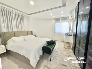  9 دوبلكس مع حديقة ومدخل خاص