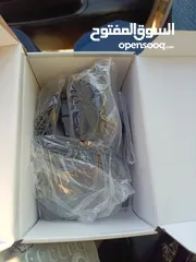 3 هاتف H30 جديد بالكرتونة مع كامل اغراضه