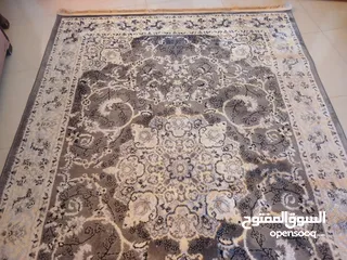  1 سجادة عدد 2 للبيع من سجاد ورد للبيع المستعجل حالة الجديد بسعر مغري