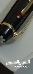  7 قلم مونت بلاك الاصلي صناعة المانيا موجود كسر من جهة الاعلى لا يآثر عليه ارجو مراجعة الوصف