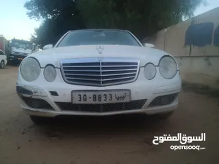  1 Mercedes Benz E350