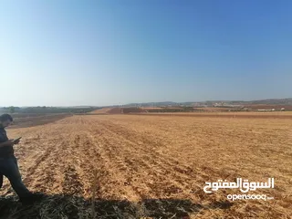  1 نمرتين ارض إجمالي مساحه 1550 متر طابو افراز من أجمل اراضي بيت قاد