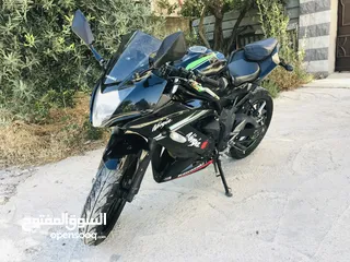  4 مطور كوساكي نينجا 250 سي سي. موديل 2017