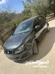  17 شارلي منصور