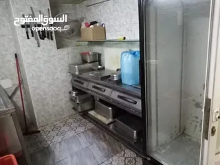  9 عدد مطعم كامله شبه جديده