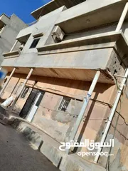  8 منزل للبيع في حي السلام علي ثلاث طوابق  بالقرب من مدرسة راية الاستقلال