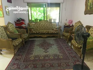  1 طاولة سفرة2018