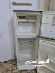  5 ثلاجه شارب بحاله ممتازه 12قدم